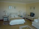 House For Sale in Mountainside Estate, Gordons Bay